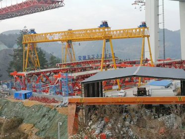 <b>贵州铜仁龙门吊租赁厂家 起重设备类型多</b>