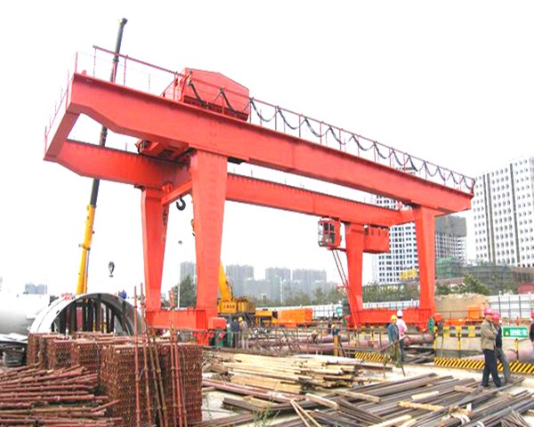 <strong>广西北海龙门吊厂家40吨双梁龙门吊优势</strong>